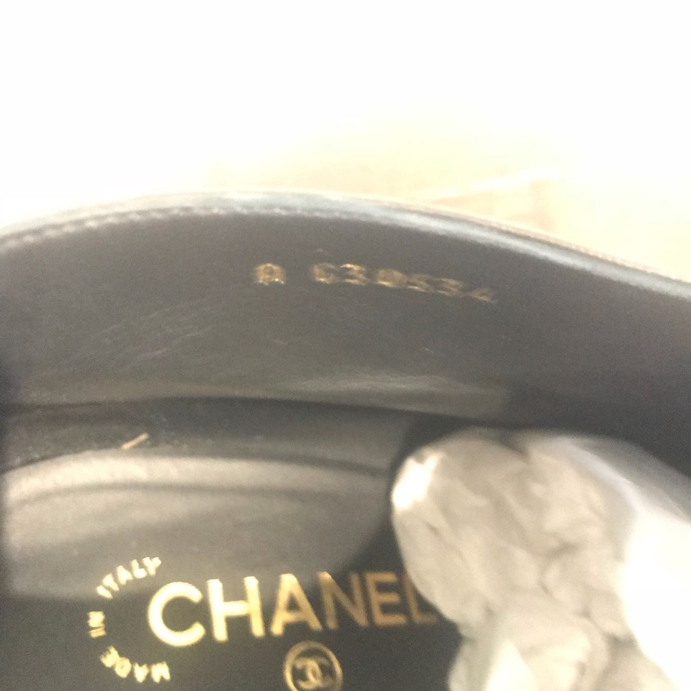 100% authentic Chanel Leather Booties - Picture 6 of 6